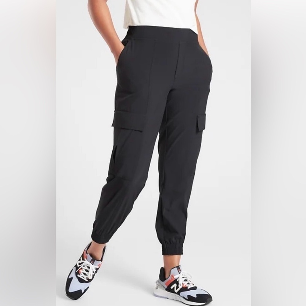 Athleta Black Cargo Joggers